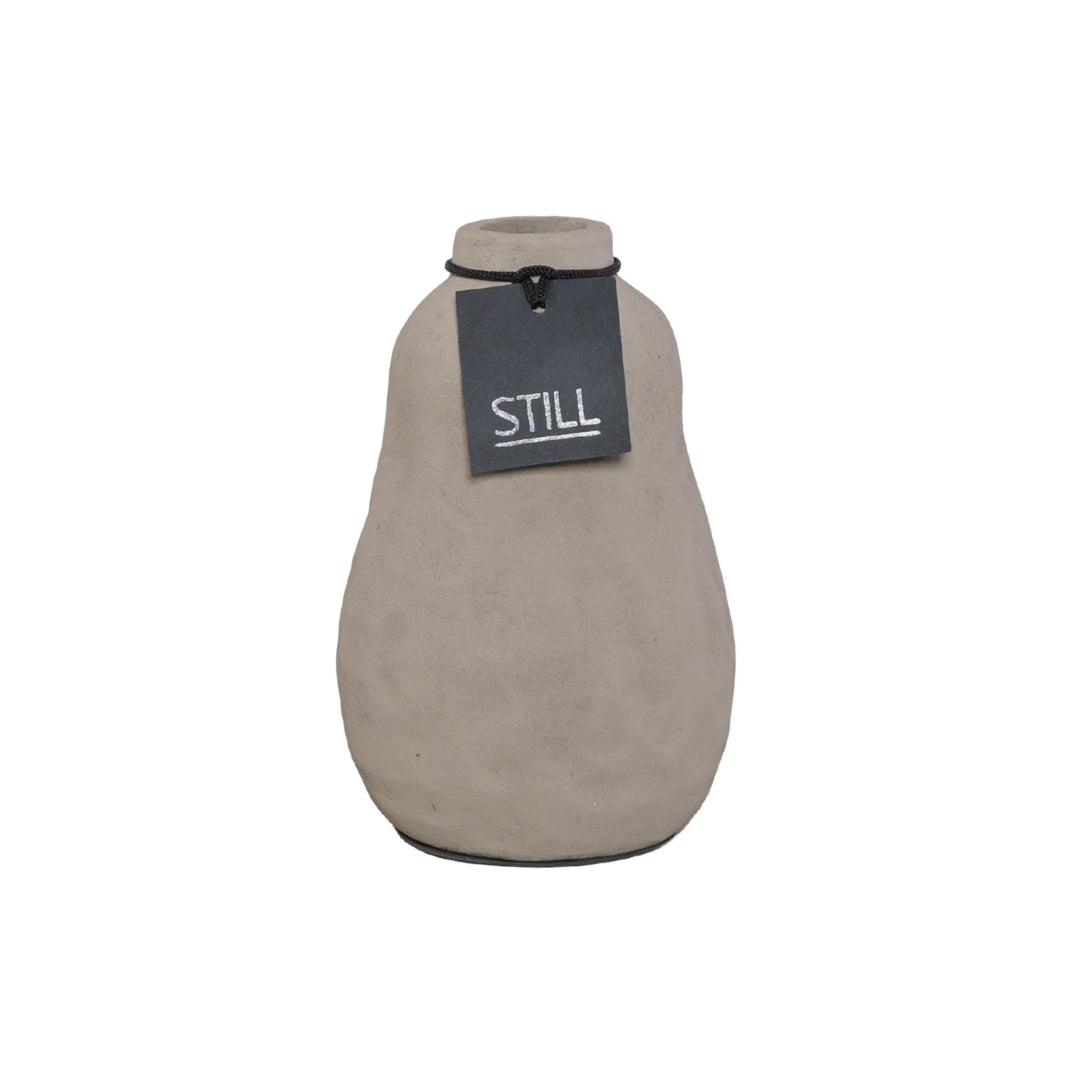 Flesvaas met organische vorm van handgemaakt aardewerk, taupe, 18 cm hoog – perfect voor zijden bloemen en droogbloemen.